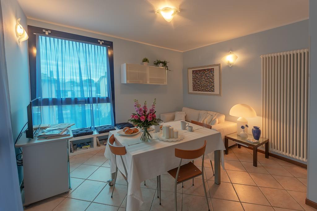 Bellavista Apartment 马里纳－迪拉文纳 外观 照片